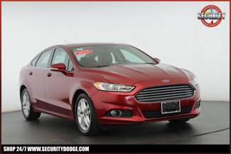 Used 2015 Ford Fusion SE w/ Equipment Group 202A image 1