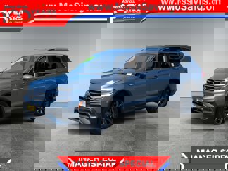 Used 2023 Volkswagen Tiguan SE image 1