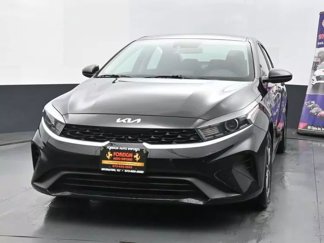Used 2023 Kia Forte LXS image 1
