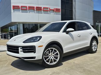Used 2024 Porsche Cayenne image 1