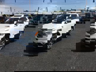 Used 2018 GMC Acadia SLE image 1