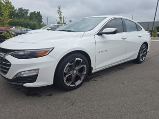 Used 2022 Chevrolet Malibu LT image 1