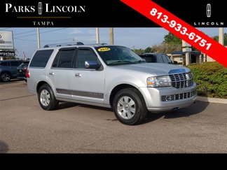 Used 2014 Lincoln Navigator 2WD image 1