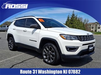 Used 2021 Jeep Compass Latitude image 1