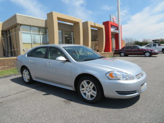 Used 2016 Chevrolet Impala LT image 1