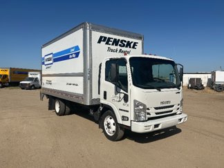 Used 2021 Isuzu NPR image 1