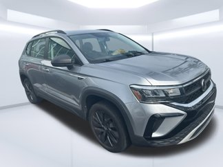 Used 2022 Volkswagen Taos S image 1