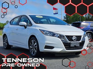 Used 2022 Nissan Versa SV image 1