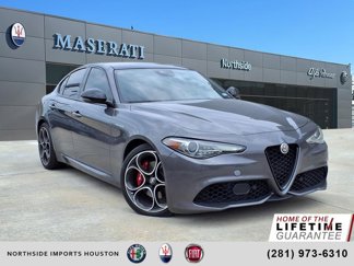 Used 2023 Alfa Romeo Giulia Veloce image 1