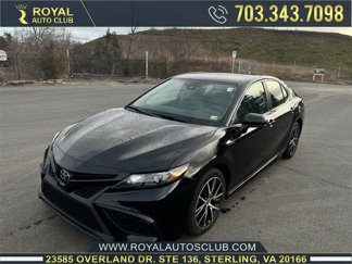 Used 2021 Toyota Camry SE image 1