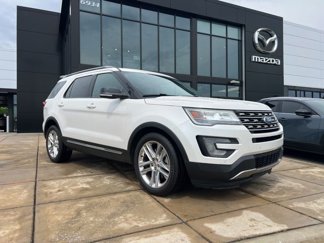 Used 2017 Ford Explorer XLT w/ Equipment Group 202A image 1