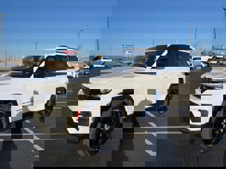 New 2025 Jeep Grand Cherokee Altitude image 1