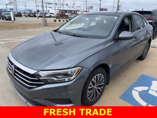 Used 2020 Volkswagen Jetta SE image 1