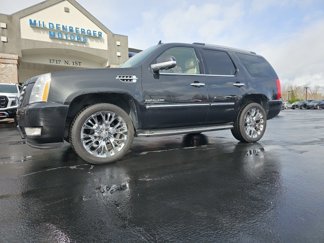 Used 2013 Cadillac Escalade AWD image 1