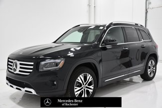 Used 2025 Mercedes-Benz GLB 250 4MATIC image 1