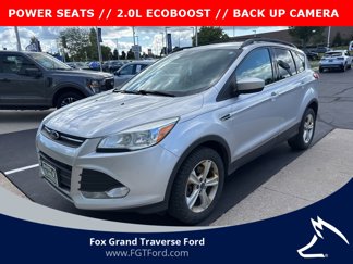 Used 2016 Ford Escape SE w/ Equipment Group 201A image 1