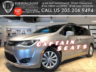 Used 2018 Chrysler Pacifica Touring-L image 1