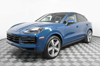 Used 2024 Porsche Cayenne Coupe image 1