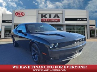 Used 2022 Dodge Challenger SXT w/ Blacktop Package image 1