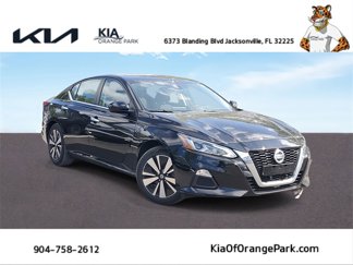Used 2022 Nissan Altima 2.5 SV image 1