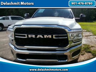 Used 2024 RAM 3500 Tradesman w/ Chrome Appearance Group image 1