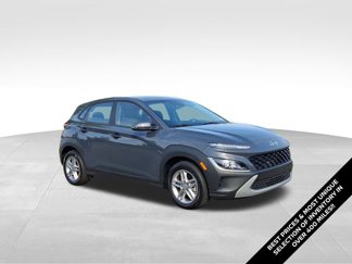 Used 2023 Hyundai Kona SE image 1