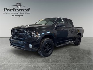 Used 2017 RAM 1500 Express w/ Black Ram 1500 Express Group image 1