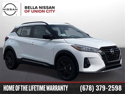 New 2024 Nissan Kicks SR w/ SR Premium Package