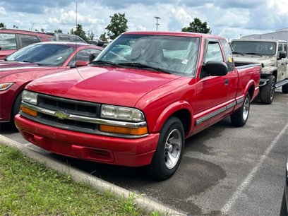 Used 2001 Chevrolet S10 Pickup LS w/ Preferred Equipment Group