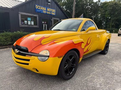 Used 2004 Chevrolet SSR w/ Preferred Equipment Group