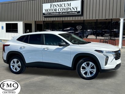 Used 2025 Chevrolet Trax LS