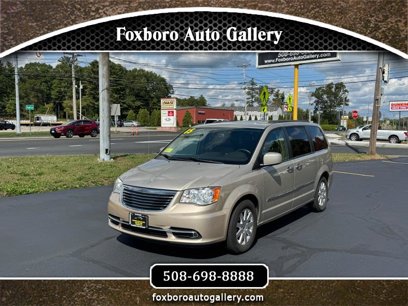 Used 2015 Chrysler Town & Country Touring w/ Driver Convenience Group