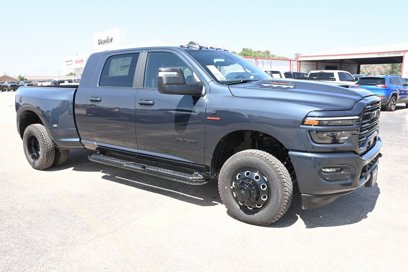 New 2025 RAM 3500 Laramie w/ Night Edition