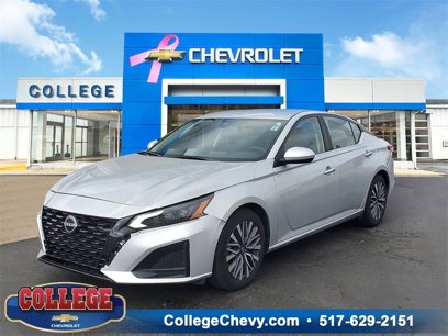 Used 2023 Nissan Altima 2.5 SV