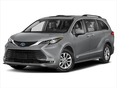 Certified 2022 Toyota Sienna XLE Woodland Edition