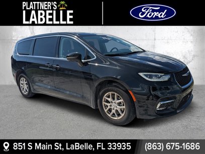 Used 2024 Chrysler Pacifica Touring-L
