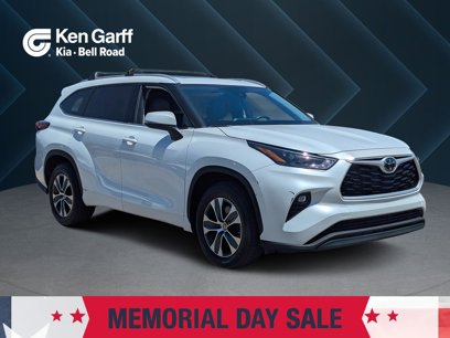 Used 2022 Toyota Highlander XLE