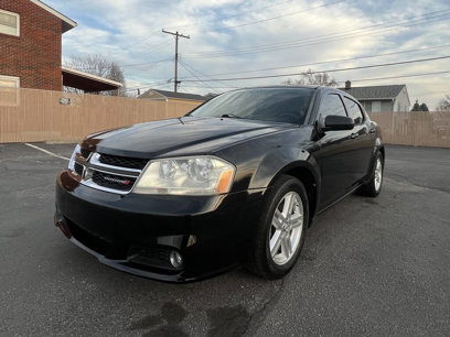 Used 2014 Dodge Avenger SXT