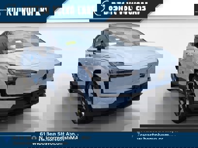 New 2025 Volvo EX30 Plus w/ Climate Package