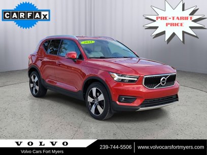 Used 2021 Volvo XC40 T4 Momentum w/ Protection Package Premier