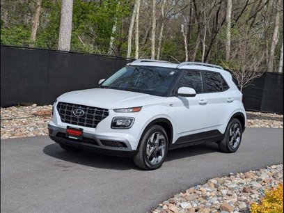 Certified 2022 Hyundai Venue SEL