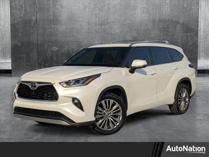 Used 2021 Toyota Highlander Platinum