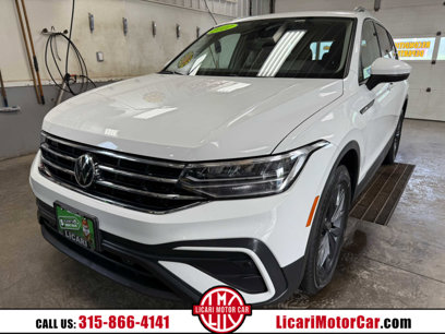 Used 2022 Volkswagen Tiguan SE w/ Panoramic Sunroof Package