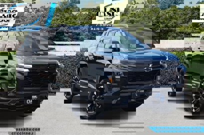 Used 2025 Chevrolet Equinox RS w/ Convenience Package III