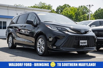 Used 2022 Toyota Sienna XSE