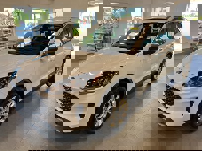 Used 2022 Ford Escape SE w/ Convenience Package