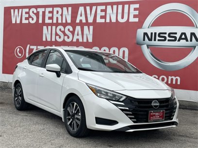 New 2025 Nissan Versa SV w/ Trunk Package