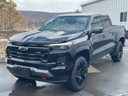 New 2024 Chevrolet Colorado Z71 w/ Z71 Convenience Package 2