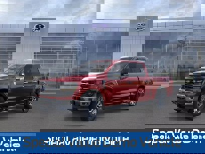 New 2025 Ford F150 XLT w/ Equipment Group 302A MID