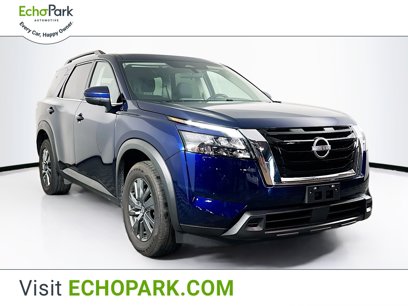 Used 2024 Nissan Pathfinder SV